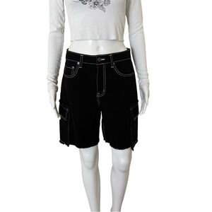 Forever 21 Black White Stich Cargo Shorts Size Medium